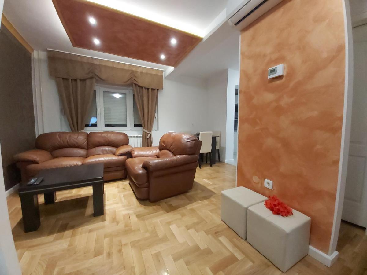 Target Appartement Banja Luka Buitenkant foto