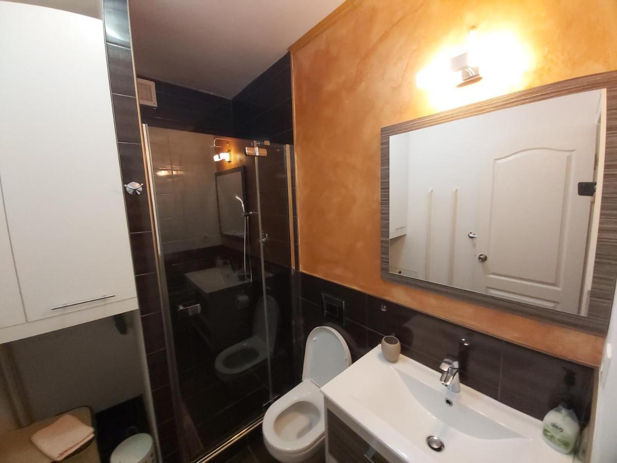 Target Appartement Banja Luka Buitenkant foto